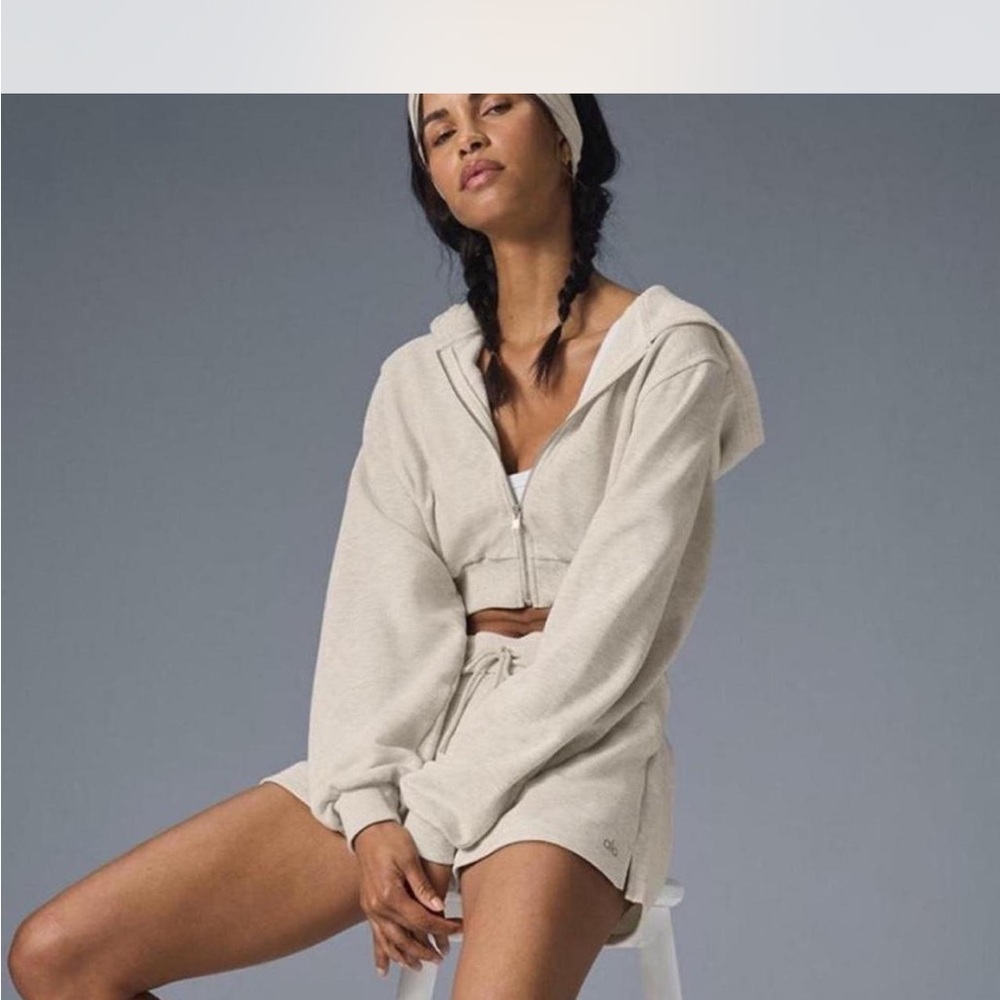 ALO Yoga Oatmeal Heather Sweet Escape Zip-Up Hoodie